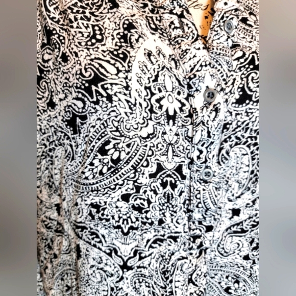 Nine West Monochrome Paisley Blouse - Picture 5 of 8